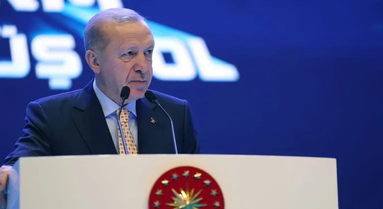 Cumhurbaşkanı Erdoğan:” Kara yolu ulaşımında destan yazdık”