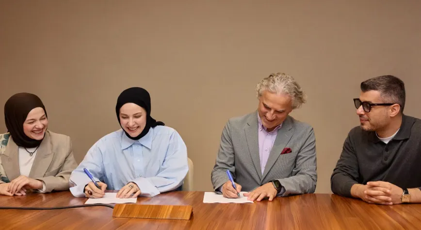 DeFacto, Manuka ve Fresh Scarfs ile Moda Sektöründeki Yatırımlarını Genişletiyor