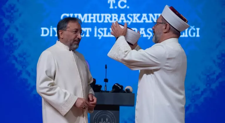Diyanet İşleri Başkanı Safi Arpaguş, görevini Ali Erbaş'tan devraldı