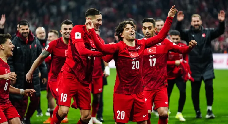 Dünya Kupası'na 1 kaldı: A Milli Takım, Romanya'yı devirdi