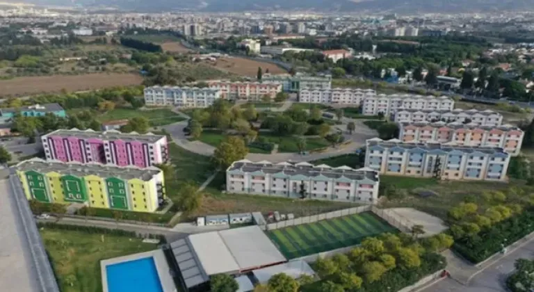 Ege Üniversitesi'nde yurt ücretlerine dev zam!