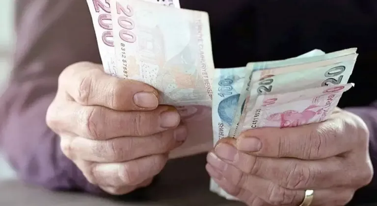 Emekli olmak isteyenler dikkat! Prim borçlarına 15 gün içinde büyük zam geliyor