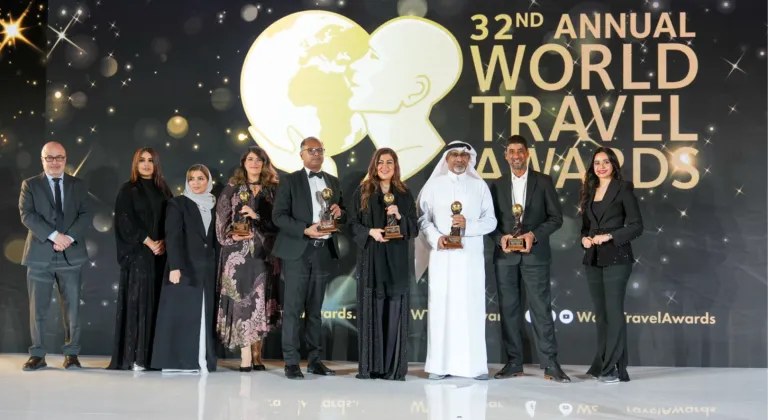 Emirates, 2025 Yılını Muhteşem Kapatıyor: World Travel Awards'tan 5 Dev Ödül!
