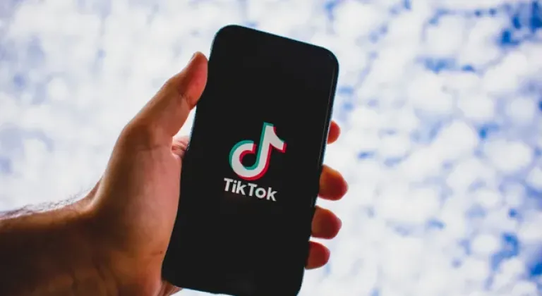 Endişe yaratan TikTok araştırması: Çocukların verilerini topluyor