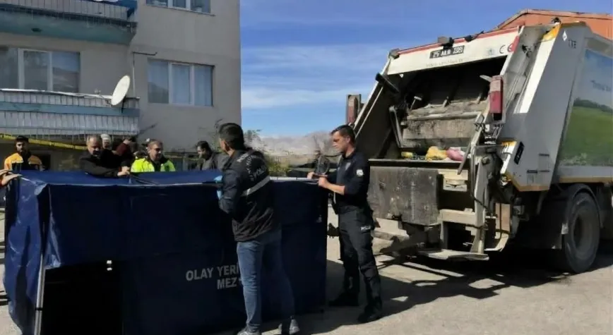 Erzurum’da çöp kamyonunun çarptığı kadın hayatını kaybetti