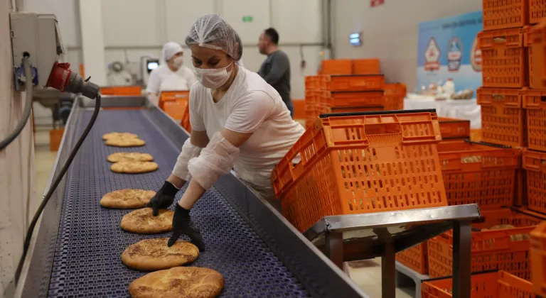 Eskişehir'de Ramazan'ın En Merak Edilen Lezzeti: Halk Pide Fiyatı Belli Oldu!
