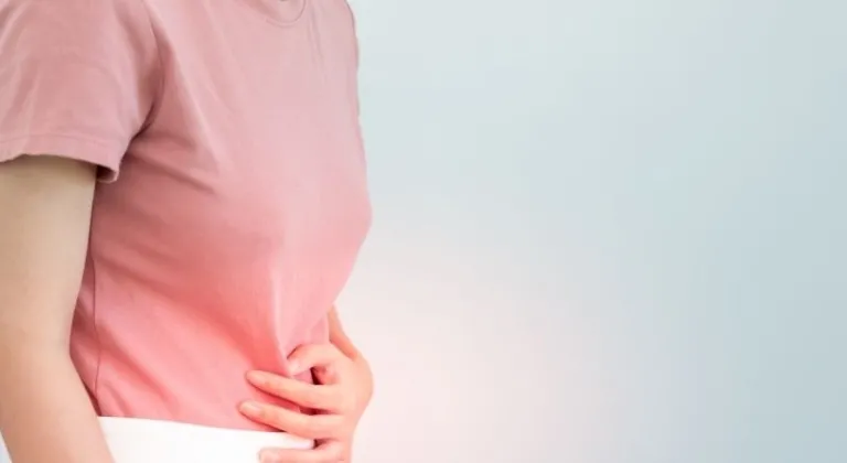 Esom 40 mg Nedir, Ne İşe Yarar, Nasıl Kullanılır, Kimler Kullanır ve Yan Etkileri Neler? Fiyatı...