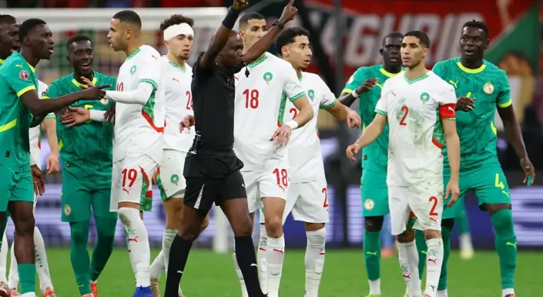 Fas, Fenerbahçe-Galatasaray derbisini örnek gösterdi kupayı aldı!