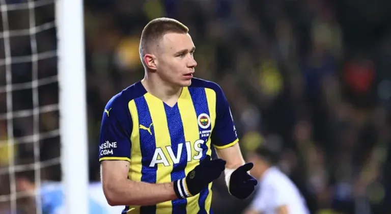 Fener taraftarı üzülecek! Attila Szalai, ezeli rakibe geliyor