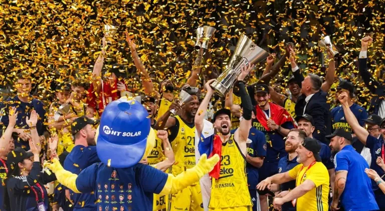 Fenerbahçe EuroLeague şampiyonluğunu taraftarlarıyla kutlayacak