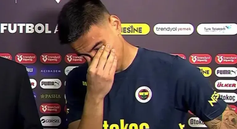 Fenerbahçe'nin yıldızı maç sonunda röportajı terk etti!