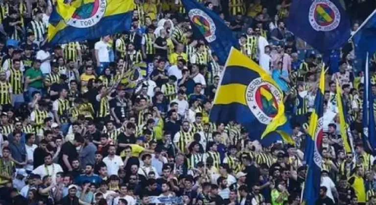 Fenerbahçe tribün liderinin kombinesini iptal etti