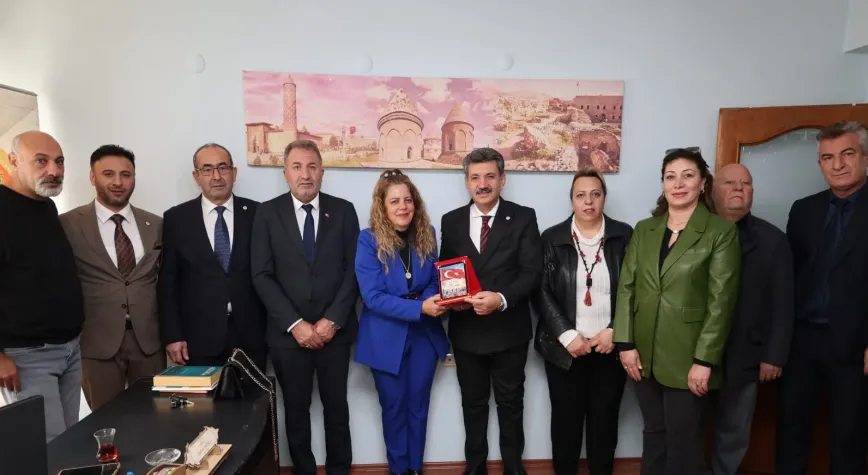 Ferhat Yılmaz'dan Erzurum Yeni Medya Derneği’ne ziyaret