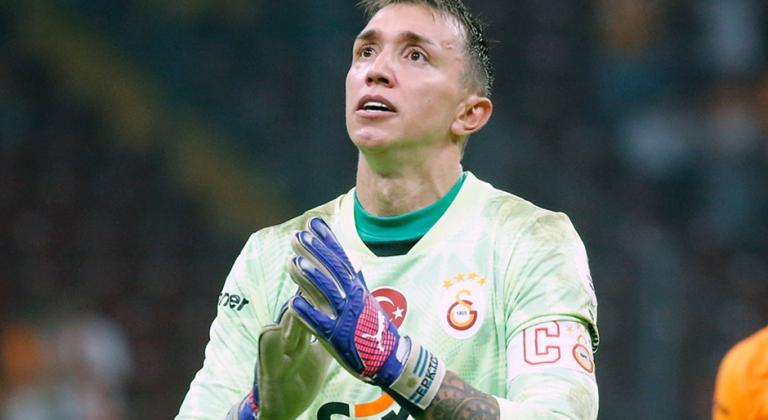 Fernando Muslera'dan Kasımpaşa maçı sonrası kafa karıştıran paylaşım