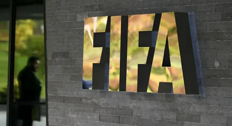 FIFA'dan o takıma şok! Süper Lig ekibine 3 sezonluk transfer yasağı