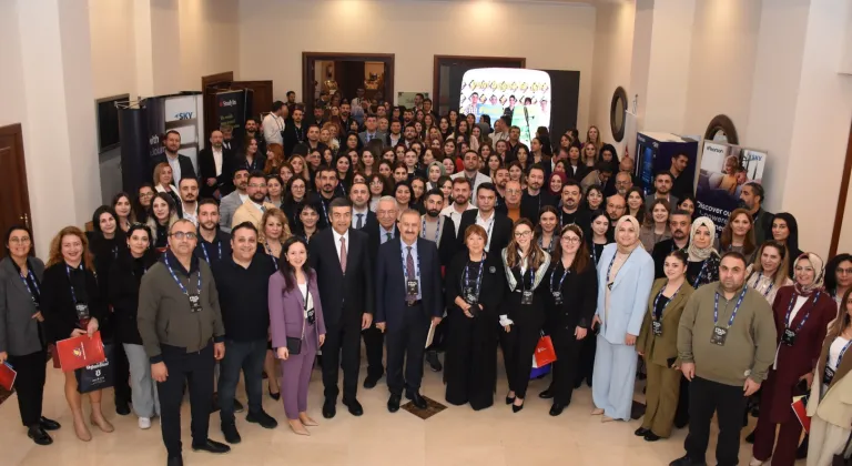 Final Summit 2025 Antalya'da Çığır Açtı: Eğitimde Yapay Zeka ve Yenilikçi Yaklaşımlar Zirvesi!