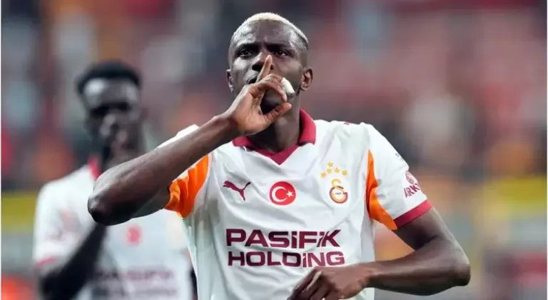 Frankfurt maçında forma giyemeyecek olan Victor Osimhen'den Galatasaray'a bir şok daha!