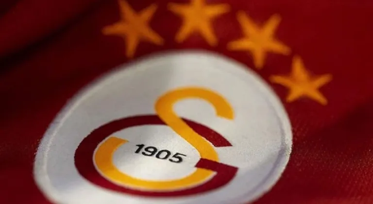 Galatasaray'dan ayrıldı, yeni kulübüne imzayı attı