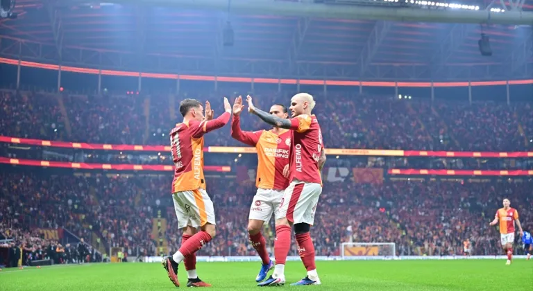 Galatasaray ligin ilk yarısını lider tamamladı! Kasımpaşa... (MAÇ ÖZETİ-GOLLER)