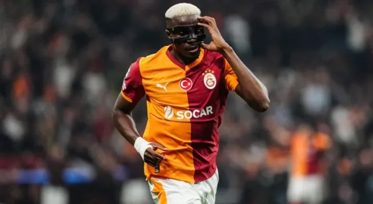 Galatasaray taraftarı isyanda! UEFA Osimhen'e yer vermedi