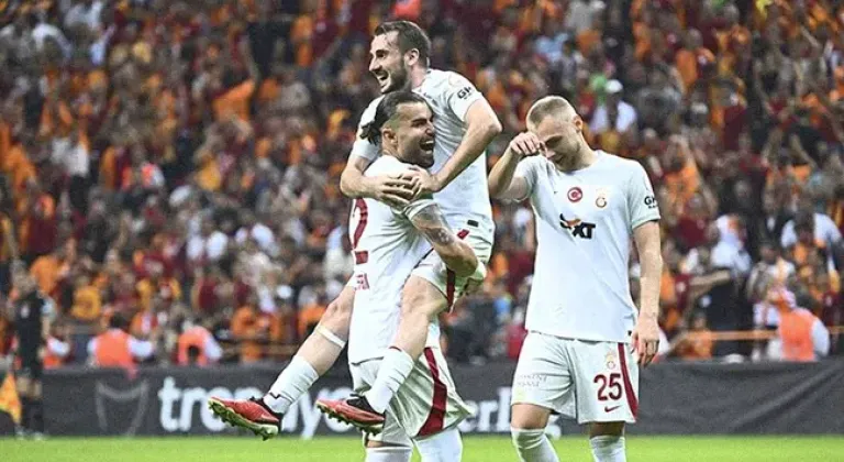 Galatasaray'da Kerem ve Abdülkerim'e büyük jest