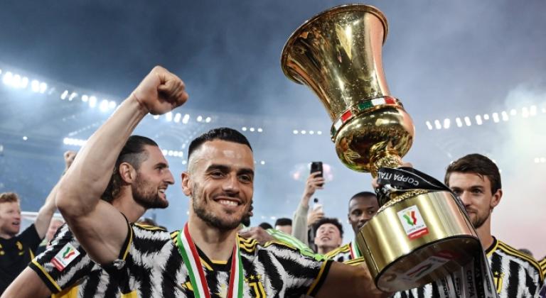 Galatasaray'dan Filip Kostic atağı!