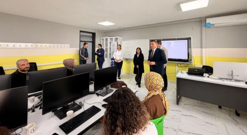 GAP İdaresi heyetinden Kahta GAP Kütüphanesi’ne ziyaret