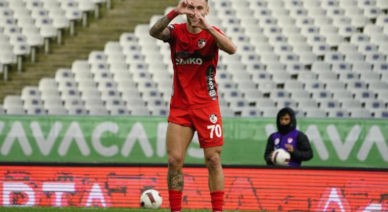 Gaziantep FK'ya müjde! Denis Dragus'un bonservisi alınıyor