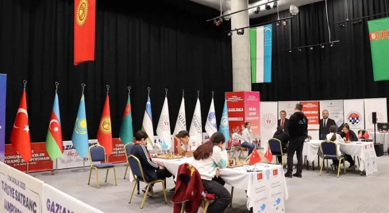 Gaziantep'te Satrançta Tarihi Anlar! Büyük Finaller ve Liderlik Yarışı Nefes Kesti