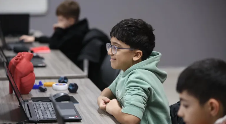 Gemlik'te Çocuklar İçin Hafta Sonu Şöleni: Eğlenirken Öğrenmenin Keyfi Dorukta!