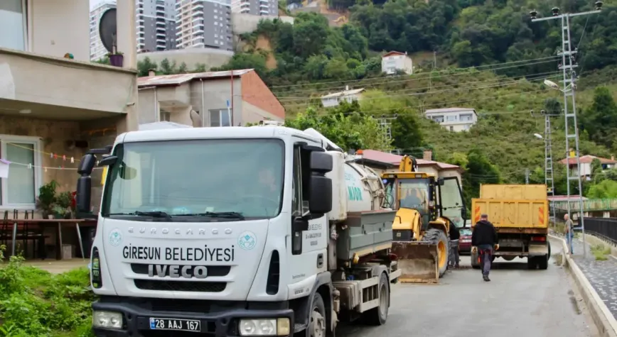 Giresun’da yol ve altyapı çalışmaları sürüyor