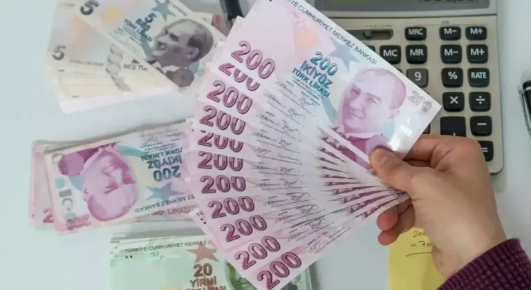 Görüşmeler devam ederken iş dünyasından kritik asgari ücret mesajı