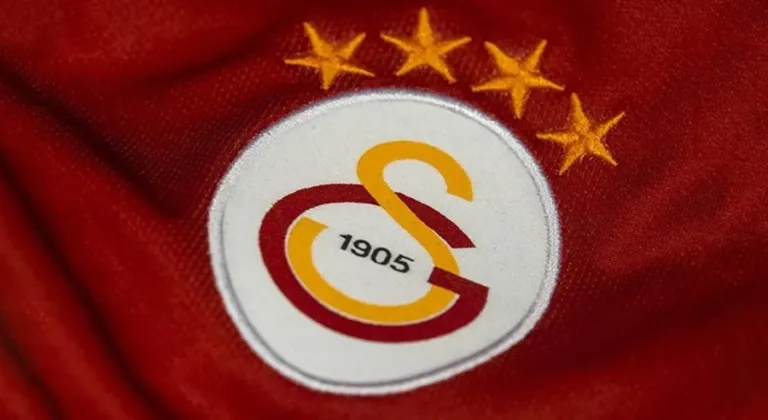 Gözde futbolcu Galatasaray'dan ayrılıyor!