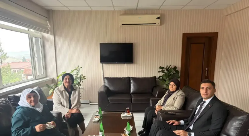 Güdül Kaymakamı Naim Akar, şehit annelerini ağırladı