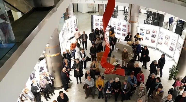 'Güneş Umutttan Şimdi Doğar' sergisi açıldı