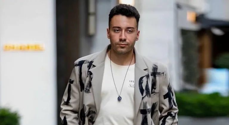 Hakkında yakalama kararı çıkarılmıştı: Enes Batur’dan ilk açıklama