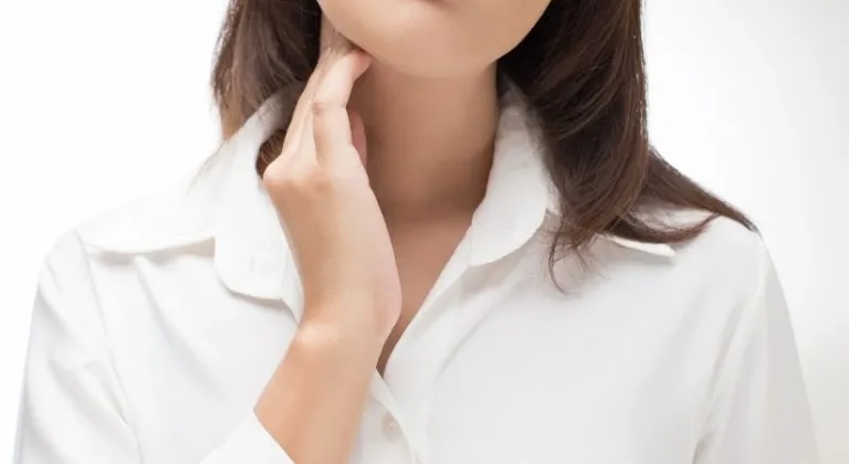 Haşimato hastalığı nedir? Belirtileri, tedavileri ve nedenleri