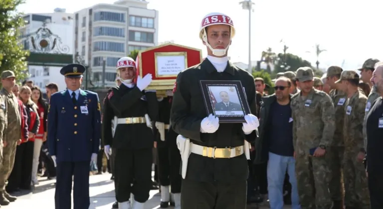 Hatay Şehidini Uğurladı: Bakım Astsubay Talat Okur Vatan Toprağına Emanet Edildi!