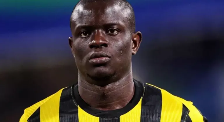 İlk fotoğraf geldi! Fenerbahçe, N'Golo Kante'yi sağlık kontrollerinden geçirdi