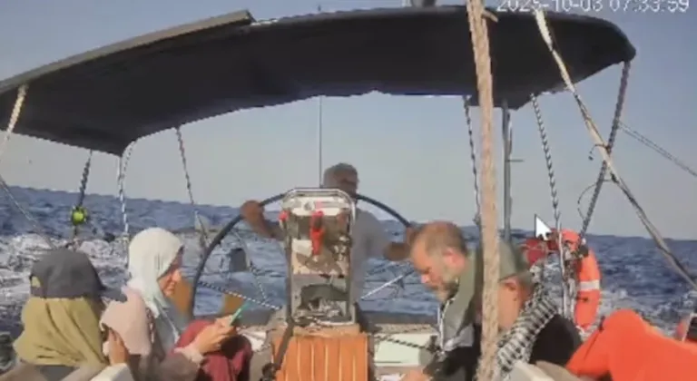 İsrail'den Marinette gemisine baskın! Bağlantı kurulamıyor...