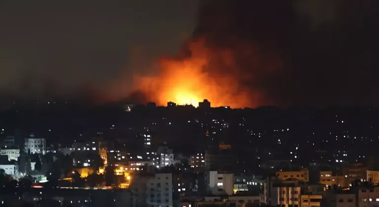 İsrail Gazze’de Rum Ortodoks kilisesini vurdu: 2 ölü
