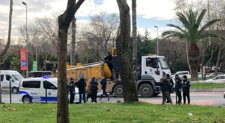 İstanbul Vatan Caddesi'nde bomba alarmı