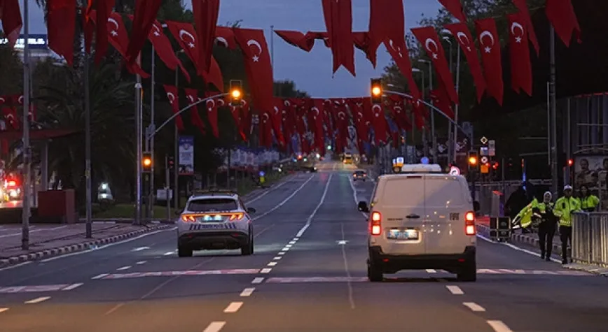 İstanbul'da bazı cadde ve yollar trafiğe kapatıldı