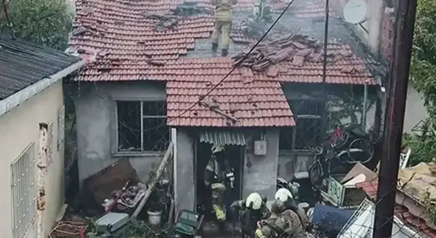 İstanbul'da gecekondu yangını: 12 yaşındaki çocuk kurtarılamadı