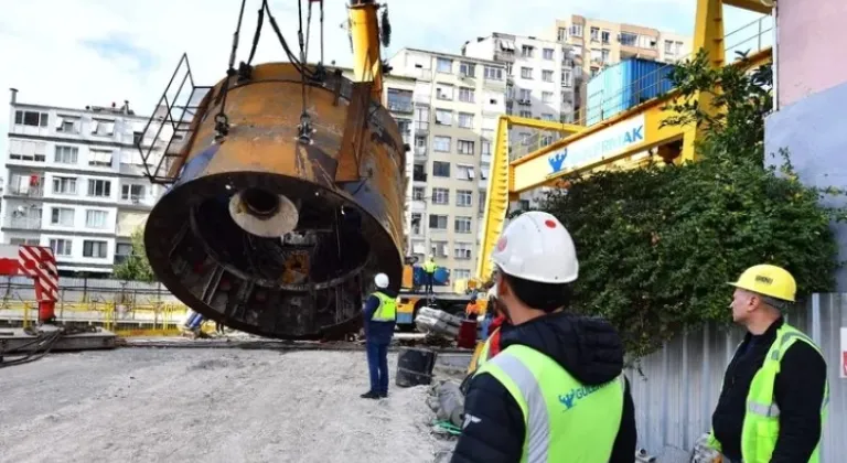 İzmir Buca'da Metro Çalışmaları Hız Kesmeden Devam Ediyor






