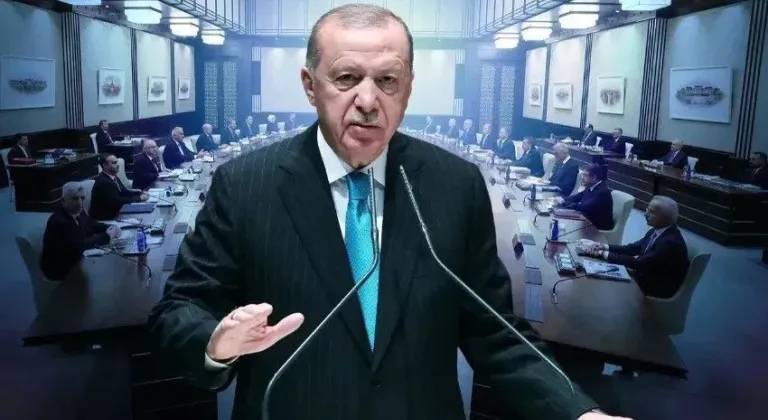 Kabinede iki bakanla yollar ayrılıyor! Tarih belli oldu…