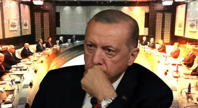 Kabinede revizyon sürüyor: Hedefte üç bakan var