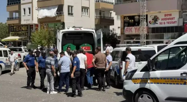 Kahramanmaraş'ta iskele çöktü: Can kayıpları var