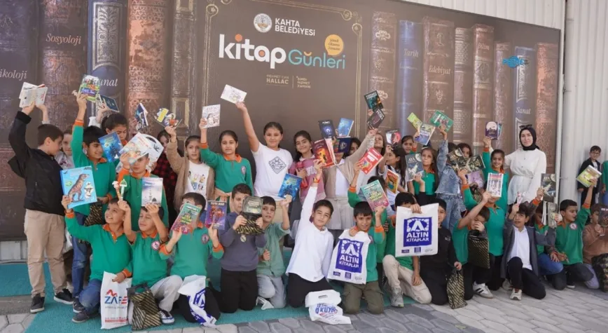 Kahta Kitap Günleri sona erdi: 40 bin kitap satıldı, basın mensuplarına plaket verildi