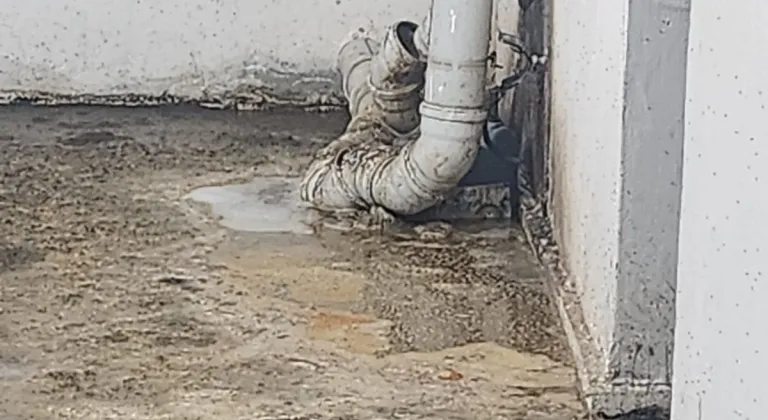 Kahta’daki TOKİ Konutları’nda yağış krizi!